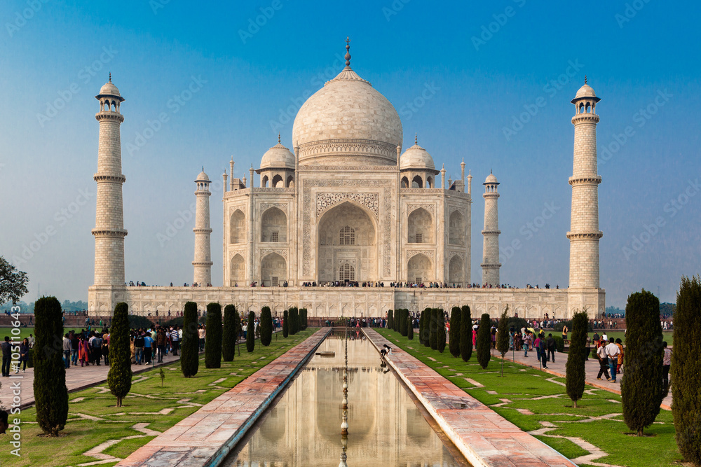 UNESCO World Heritage Site of Taj Mahal, Agra, Rajasthan, India - obrazy, fototapety, plakaty 