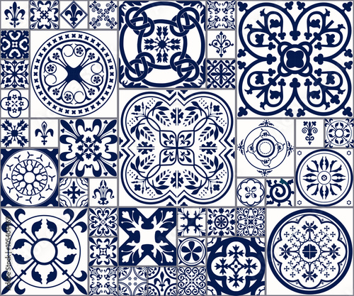 abstrakcyjne-plytki-o-wzorze-w-stylu-marokanskim-powielony-motyw