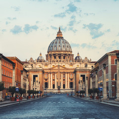 Wall Mural - St Peters Basilica, Vatican City in the morning