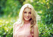 © prohor08 - девушка блондинка на природе