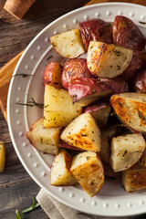 Canvas Print - Homemade Roasted Herb Red Potatoes