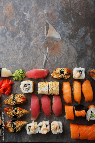Fotoboard na płycie Świeże tło sushi