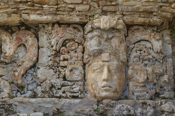 Wall Mural - Ruins of the ancient Mayan city of Palenque, Mexico