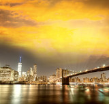 Fototapeta  - New York City Manhattan skyline panorama with Brooklyn Bridge an