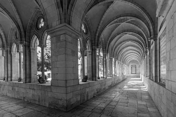 Wall Mural - Jerusalem - gothic corridor of atrium in Church of the Pater Noster church on Mount of Olives.