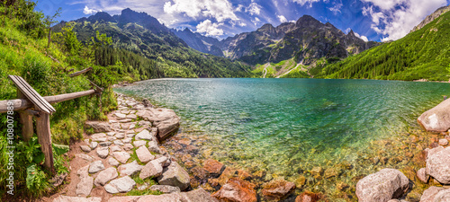 Fototapeta na wymiar Panorama of pond in the Tatra mountains, Poland