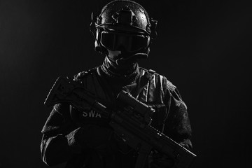 Spec ops police officer SWAT