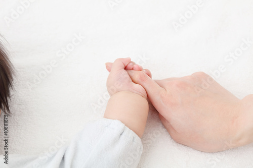 赤ちゃん 手を握る Buy This Stock Photo And Explore Similar Images At Adobe Stock Adobe Stock 赤ちゃん 手を握る Buy This Stock Photo And Explore Similar Images At Adobe Stock Adobe Stock