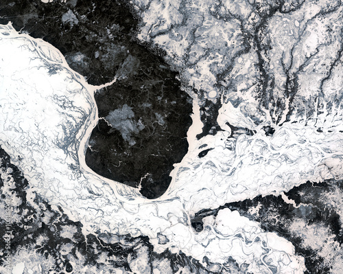 rzeka-ob-zima-z-satelity-landsat-elementy-tego-zdjecia-dostarczone-przez-nasa