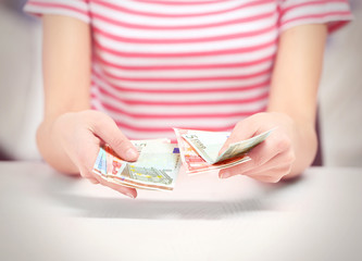 Poster - Woman counting money