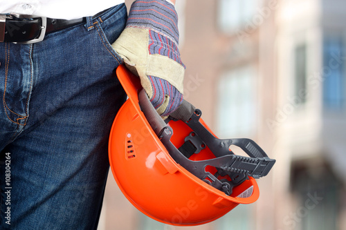 Fotomural Worker in a construction site