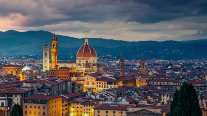 Fototapete - Aerial view of Florence at night, Italy