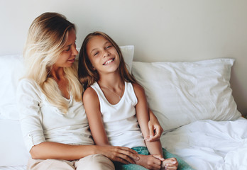 Wall Mural - Mom with tween daughter