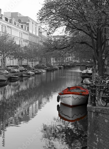 Obraz Dibond Czarno-czerwony Amsterdam