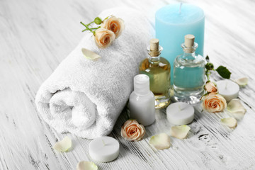 Poster - Spa set on white wooden table