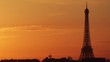 Vidéo, Paris, La Tour Eiffel au levé du soleil