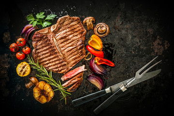 Wall Mural - Beef steak with grilled vegetables