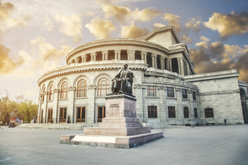 opera and ballet theater yerevan