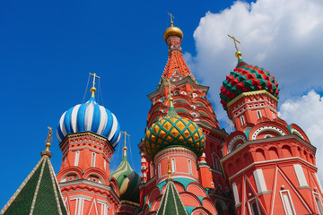 Wall Mural - Saint Basil's Cathedral on Red square in Moscow