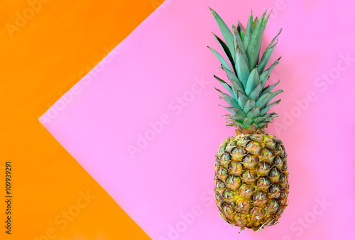 Fotoboard na płycie Ananas na stylizowanym tle