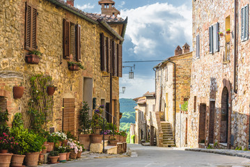 Wall Mural - Summer streets in the medieval Tuscan town.