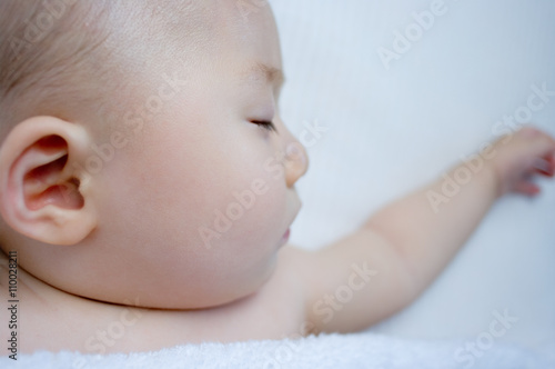 日本人の赤ちゃんの寝顔 Stock Photo Adobe Stock 日本人の赤ちゃんの寝顔 Stock Photo Adobe Stock