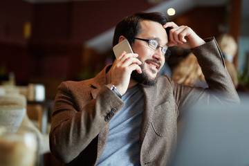 Canvas Print - Calling in cafe