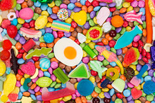 Colorful Tasty Sweets Candy Background / Bunter Süßwaren Süßigkeiten Hintergrund