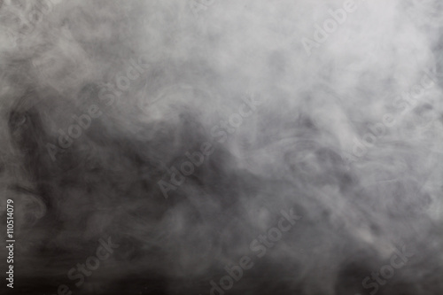 Plakat Abstrakcjonistyczna mgła i dym na ciemnym koloru tle