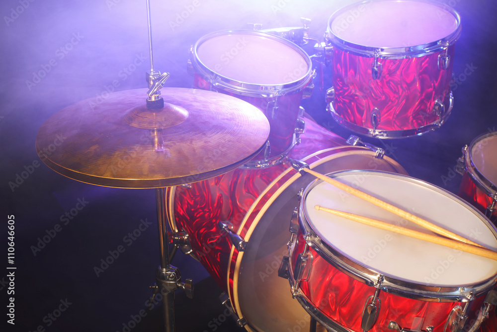 Drums set and sticks, close-up