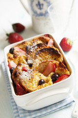 Sticker - Bread pudding with berries