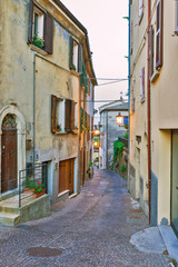  Wieczorem mała ulica Toskania, Włochy