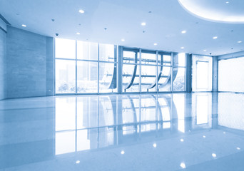 Canvas Print - glass floor in modern building with glass windows