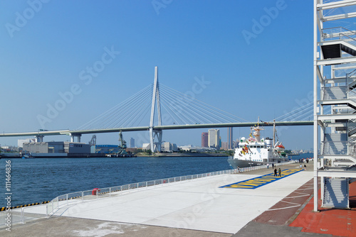 大阪港 天保山岸壁と天保山大橋 Buy This Stock Photo And Explore Similar Images At Adobe Stock Adobe Stock 大阪港 天保山岸壁と天保山大橋 Buy This Stock Photo And Explore Similar Images At Adobe Stock Adobe Stock