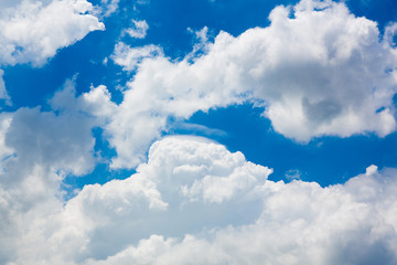 Wall Mural - clouds in the blue sky