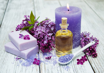 Spa setting with lilac flowers