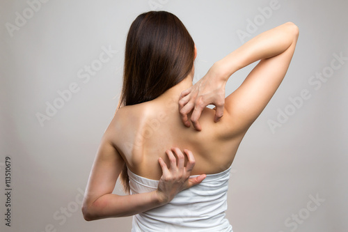 背中を掻く女性 Buy This Stock Photo And Explore Similar Images At Adobe Stock Adobe Stock 背中を掻く女性 Buy This Stock Photo And Explore Similar Images At Adobe Stock Adobe Stock