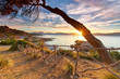 naturbelassene Küste auf Mallorca, Sonnenuntergang am Meer