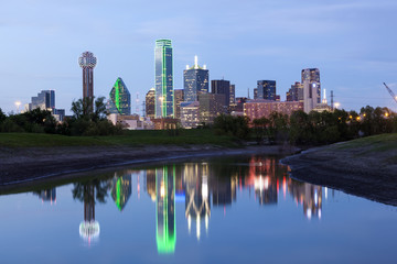 Fototapete - Dallas Downtown Skyline at night