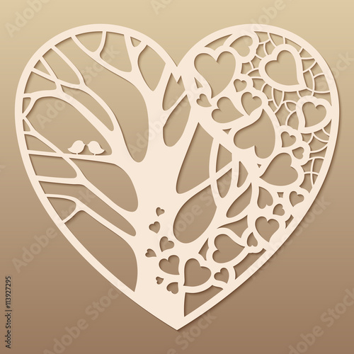 Naklejka na kafelki Ażurowe serce z drzewem w środku