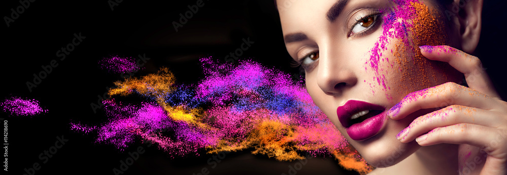 Beauty woman with bright color makeup - obrazy, fototapety, plakaty 