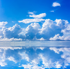 Poster - reflets de nuages au-dessus de l'horizon