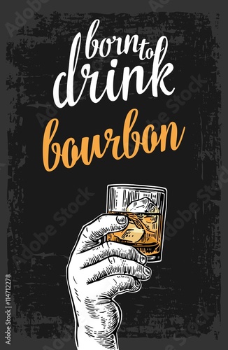 plakat-ze-szklanka-alkoholu-i-napis-born-to-drink-bourbon