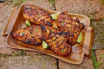 Grilled chicken breast with lime