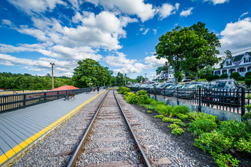 Canvas Print - Railroad tracks in Weirs Beach, Laconia, New Hampshire.