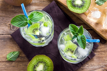 Canvas Print - Kiwi drink (cocktail)