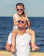 © VadimGuzhva - Father and daughter on the beach