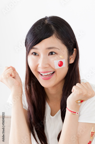 スポーツのテレビ観戦 女性 喜び 勝利 ガッツポーズ Stock Photo Adobe Stock スポーツのテレビ観戦 女性 喜び 勝利 ガッツポーズ Stock Photo Adobe Stock