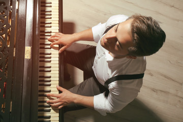 Canvas Print - Musician playing piano