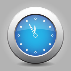 blue metal button with last minute clock